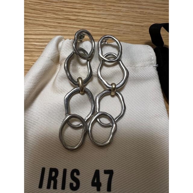 IRIS 47 イリスフォーセブン vein ロングピアス レディースのアクセサリー(ピアス)の商品写真