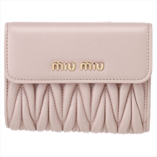 miumiu 3つ折り財布