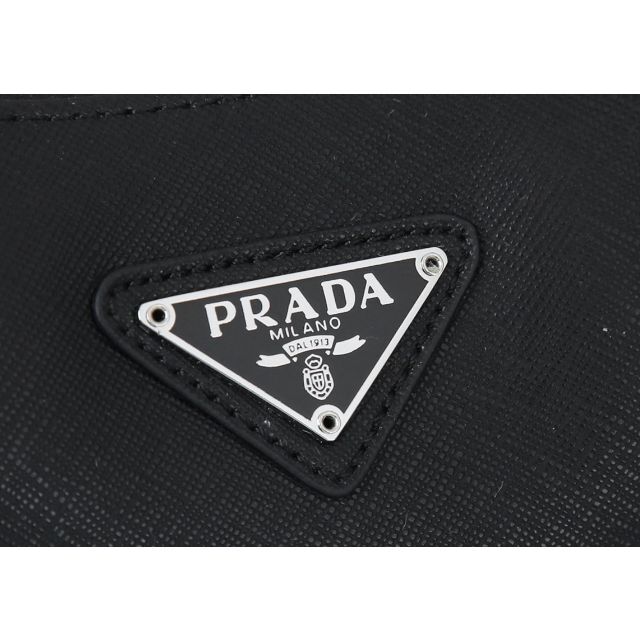 通販豊富な】 PRADA - プラダ Re-Edition 2005 Re-Nylon バッグ の通販