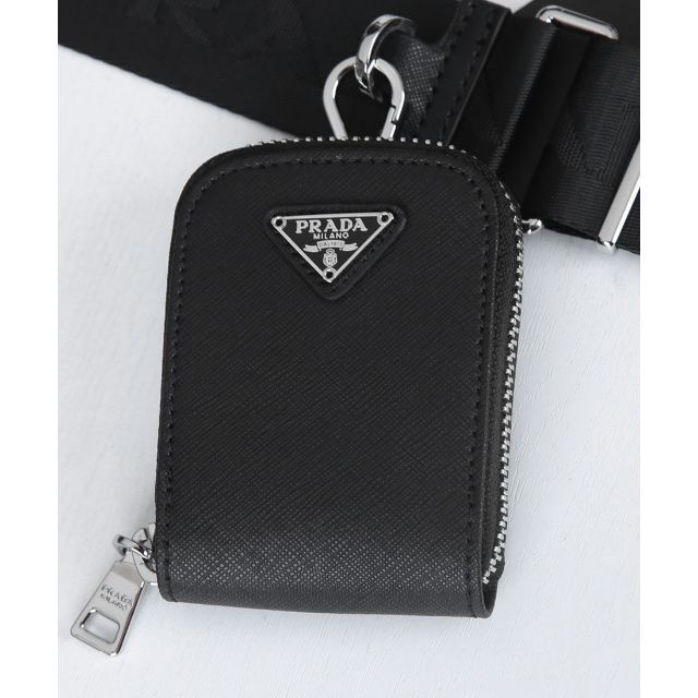 通販豊富な】 PRADA - プラダ Re-Edition 2005 Re-Nylon バッグ の通販