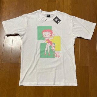 サンリオ(サンリオ)のサンリオBettyBoopメンズコットンTシャツ【タグ付、新品】(シャツ)