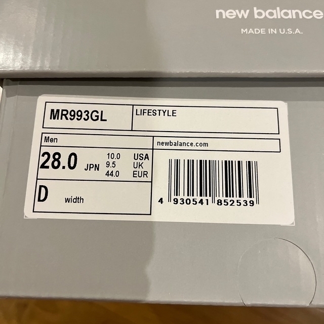New Balance(ニューバランス)のNEW BALANCE MR993 GL 国内オンライン当選品 メンズの靴/シューズ(スニーカー)の商品写真