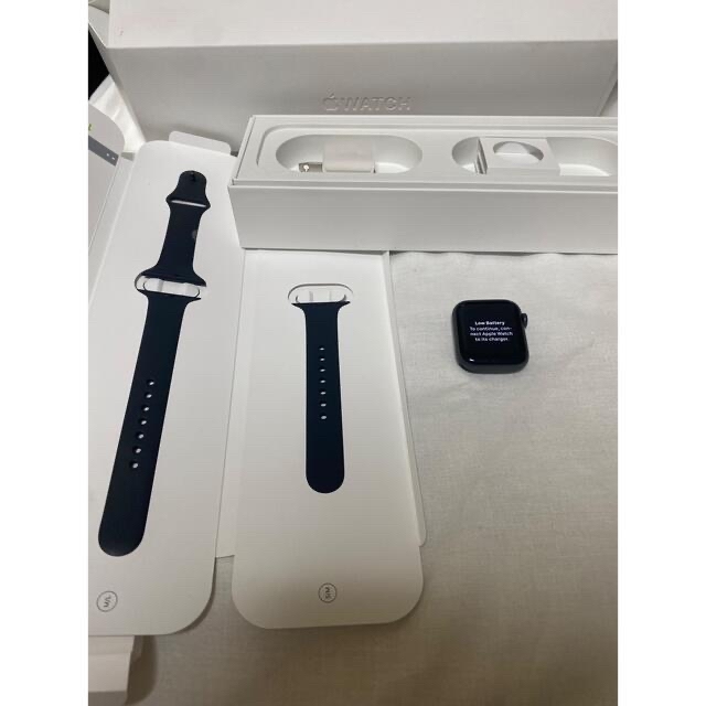 Apple Watch Series 4  40mm グレイアルミ ブラックスポ