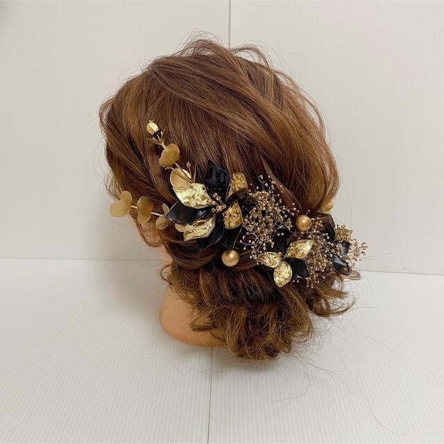 ✴︎アメリカンフラワーヘッドドレス✴︎ブラックゴールド金箔和装飾り成人式髪飾り ハンドメイドのウェディング(ヘッドドレス/ドレス)の商品写真