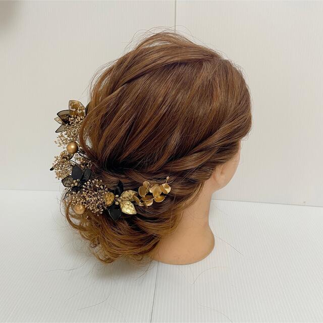 ✴︎アメリカンフラワーヘッドドレス✴︎ブラックゴールド金箔和装飾り成人式髪飾り ハンドメイドのウェディング(ヘッドドレス/ドレス)の商品写真
