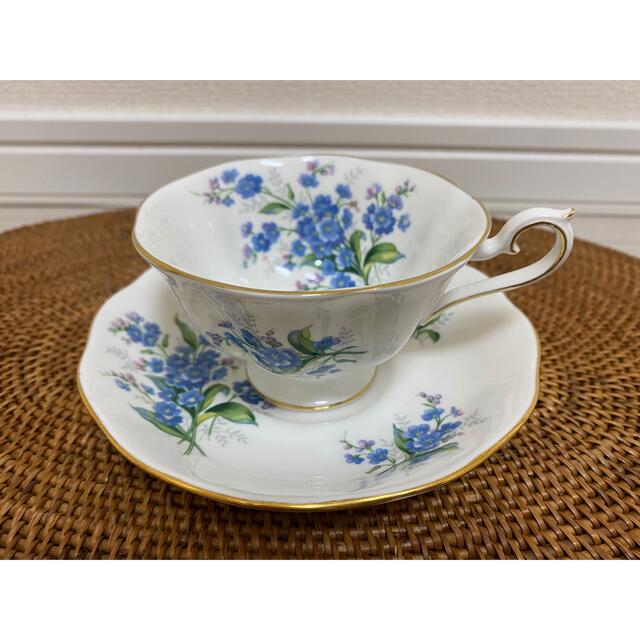 ROYAL ALBERT(ロイヤルアルバート)の美品　ロイヤルアルバート　カップ＆ソーサー　一客 インテリア/住まい/日用品のキッチン/食器(グラス/カップ)の商品写真