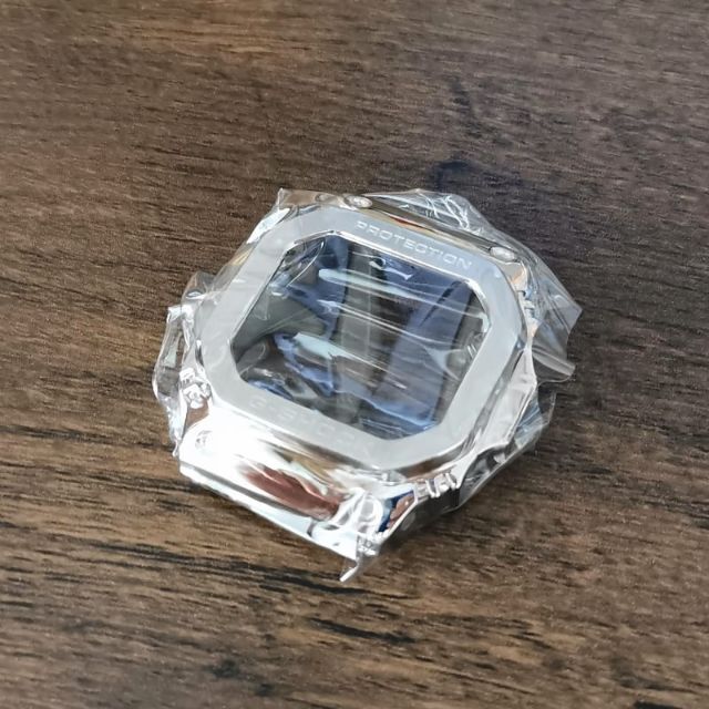 G-SHOCK 5600系 カスタム用 メタルベゼル (ロゴあり) メンズの時計(その他)の商品写真