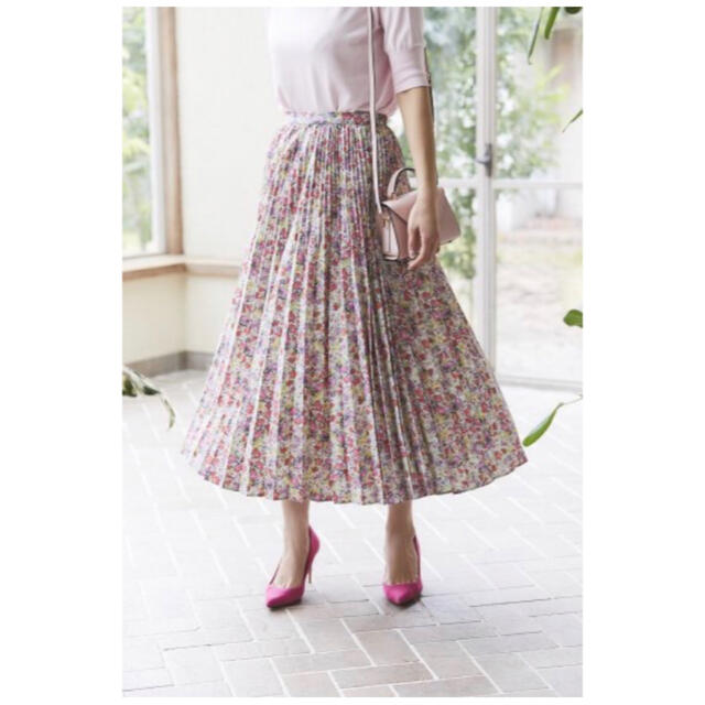 Drawer(ドゥロワー)のseventen フラワープリーツスカート ピンク レディースのスカート(ロングスカート)の商品写真