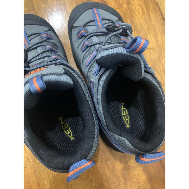 KEEN(キーン)のKEEN キッズ　トレッキングシューズ　22cm キッズ/ベビー/マタニティのキッズ靴/シューズ(15cm~)(アウトドアシューズ)の商品写真