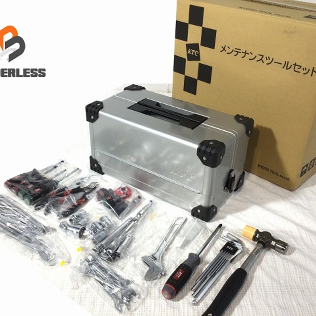 ☆未使用品 最新型☆makita マキタ 18V 充電式インパクトドライバ TD173DRGX 青/ブルー バッテリー2個(18V 6.0Ah) 充電器 ケース付 70574