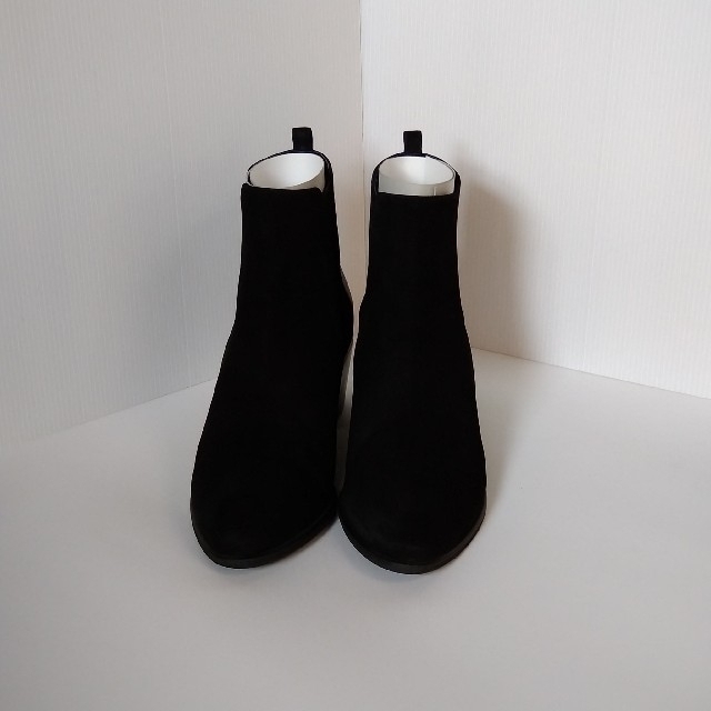 DIANA(ダイアナ)のダイアナ　23cm サイドゴアショートブーツ ブラック スエード✕皮革コンビ レディースの靴/シューズ(ブーツ)の商品写真