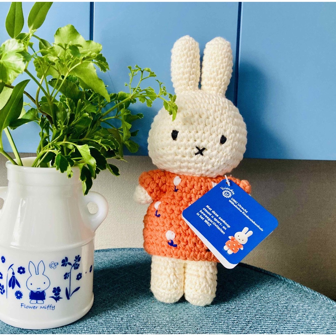 miffy(ミッフィー)の【ミッフィーあみぐるみ】ユトレヒトウィルヘルミナ小児病院限定19cmチューリップ ハンドメイドのぬいぐるみ/人形(あみぐるみ)の商品写真