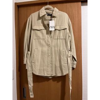 ザラ(ZARA)の新品！ベルト付きシャツジャケット(ミリタリージャケット)