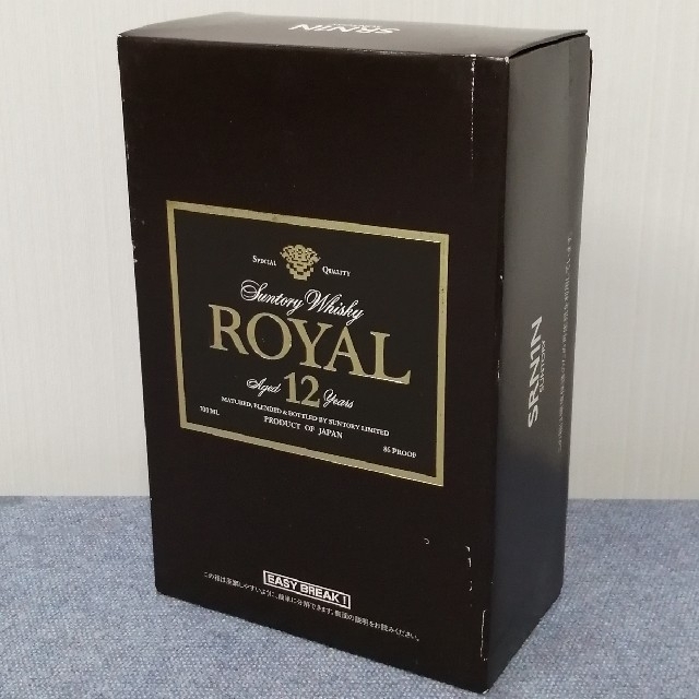 サントリー - サントリーローヤル12年 黒ラベル 700ml 43% 箱 サントリー - サントリーローヤル12年 黒ラベル 700ml 43% 箱