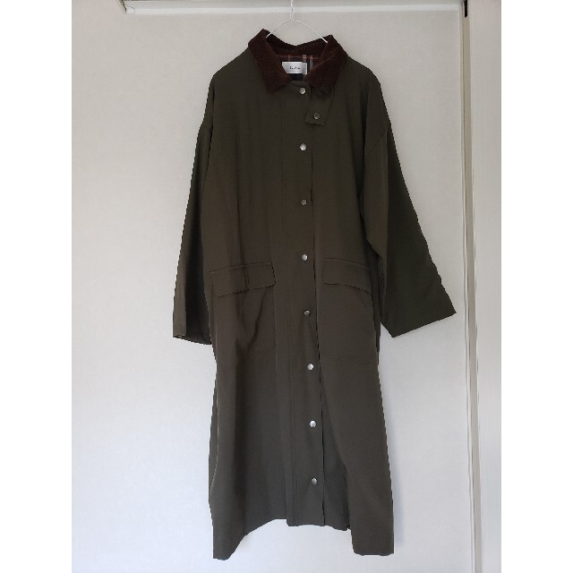 ⭐カーキ色ロングアウター⭐ レディースのジャケット/アウター(ロングコート)の商品写真