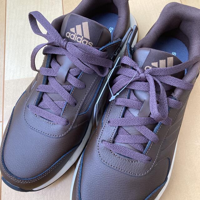 お値下げ。未使用 adidas ジップ スニーカー