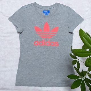 アディダス(adidas)のadidas Tシャツ　S　レディース(Tシャツ(半袖/袖なし))