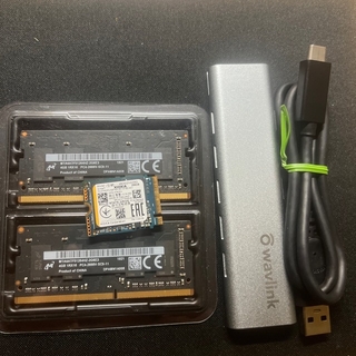 DDR4メモリとSSD256GBとUSBアダプタのセット