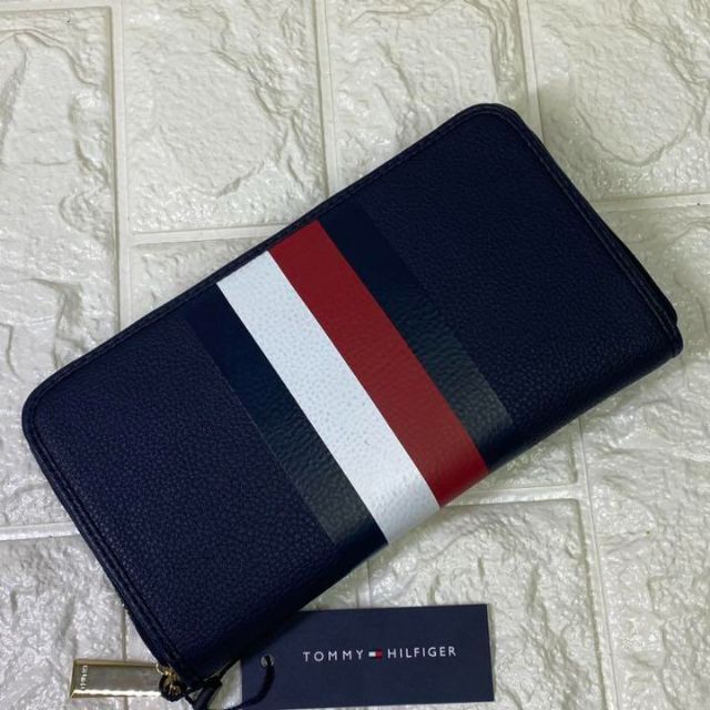 TOMMY HILFIGER(トミーヒルフィガー)の【新品】トミーヒルフィガー レディース メンズ 長財布 6950862 Navy メンズのファッション小物(長財布)の商品写真