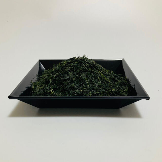 奈良県産　大和茶　上煎茶　深蒸し茶　煎茶　3袋セット　茶葉　リーフ 食品/飲料/酒の飲料(茶)の商品写真