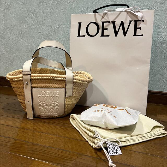 【 LOEWE 】 スモールバスケットバック