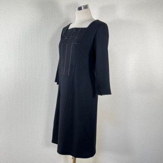 シビラ(Sybilla)の【美品】シビラ/SYBILLA ワンピース　長袖　スクエアネック　ウール　黒色(ひざ丈ワンピース)