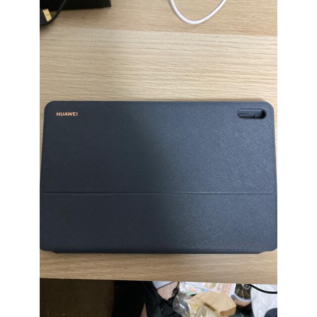 HUAWEI(ファーウェイ)の⭐︎新品同様HUAWEI MatePad BAH3 純正キーボード付⭐︎ スマホ/家電/カメラのPC/タブレット(タブレット)の商品写真