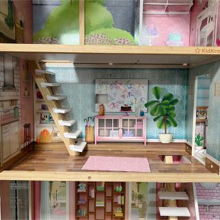 美品　人形のお家　バービー　リカちゃん　コストコ　kidKraft　ドールハウス