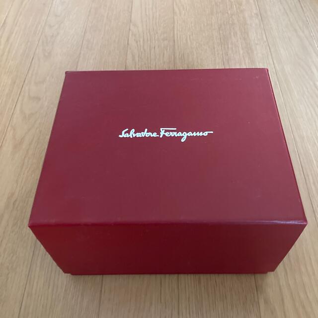 Salvatore Ferragamo(サルヴァトーレフェラガモ)のSalvadore Ferragamo 化粧箱 ケース その他のその他(その他)の商品写真