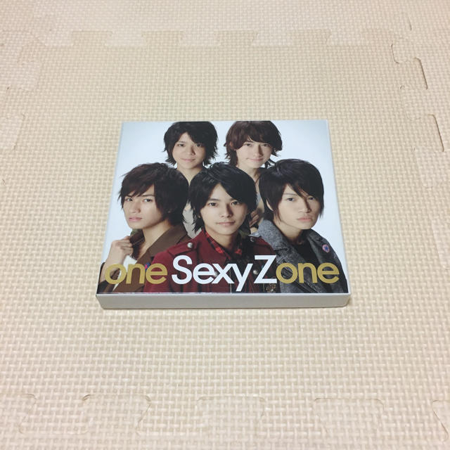 Johnny's(ジャニーズ)のCD + DVD  one sexy zone エンタメ/ホビーのタレントグッズ(アイドルグッズ)の商品写真
