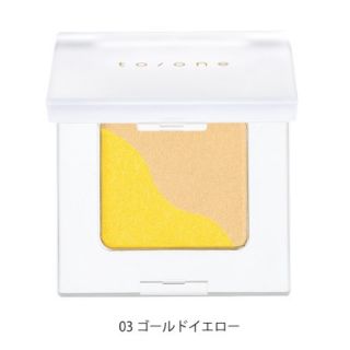 コスメキッチン(Cosme Kitchen)の【to/one】トーン　ペタルアイシャドウ　03ゴールドイエロー(アイシャドウ)