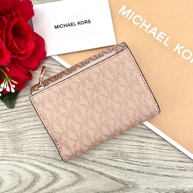 Michael Kors(マイケルコース)の新品☆MICHAEL KORS ゴールド シグネチャー レザー 折り財布 レディースのファッション小物(財布)の商品写真