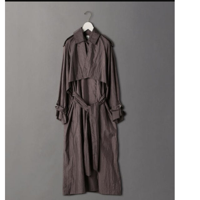 BEAUTY&YOUTH UNITED ARROWS(ビューティアンドユースユナイテッドアローズ)のROKU 新品　タグ付き　NYLON BIG TRENCH レディースのジャケット/アウター(トレンチコート)の商品写真