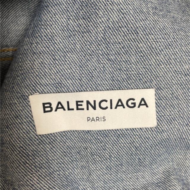 Balenciaga(バレンシアガ)の★BALENCIAGA★デニムジャケット★34 レディースのジャケット/アウター(Gジャン/デニムジャケット)の商品写真