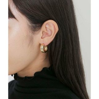 サニーレーベル(Sonny Label)の【ゴールド】ワイドフープピアス(ピアス)