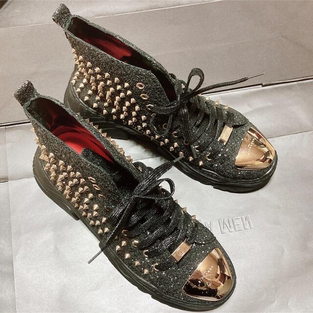 Christian Louboutin(クリスチャンルブタン)のフィリッププレイン　スタッズ&グリッタースニーカー　サイズUK8 27cm程度 メンズの靴/シューズ(スニーカー)の商品写真