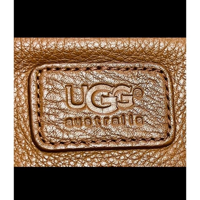 UGG(アグ)の状態考慮　UGG オーストラリア　ハンドバッグ　本革レザー レディースのバッグ(ハンドバッグ)の商品写真