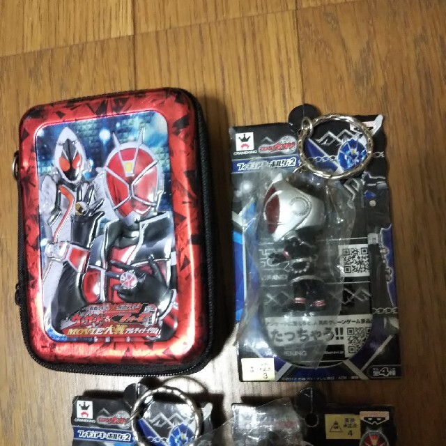 仮面ライダーウィザード4点セット エンタメ/ホビーのフィギュア(特撮)の商品写真