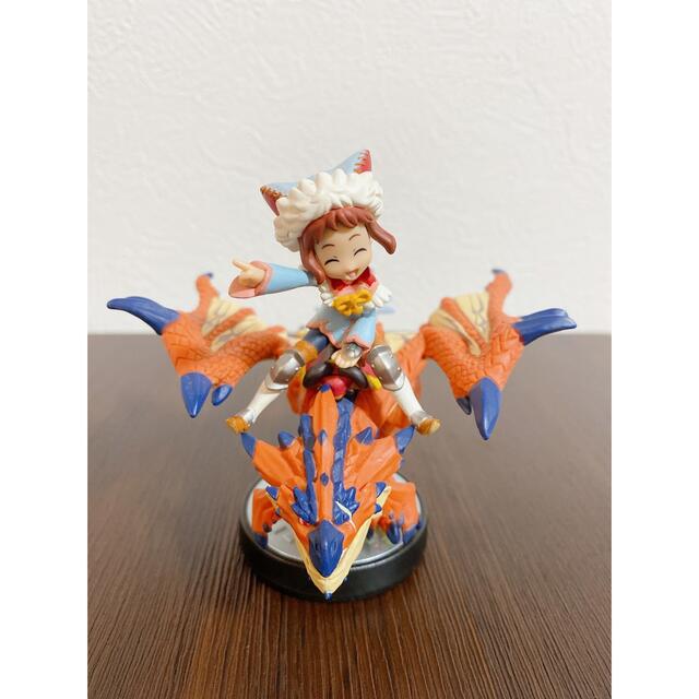 amiibo 隻眼のリオレウス ライダー女の子 amiibo 隻眼のリオレウス ライダー女の子
