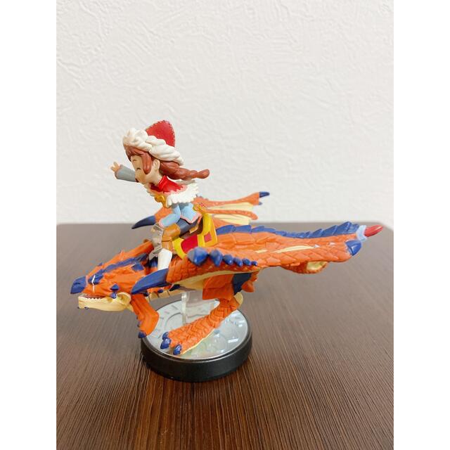 amiibo 隻眼のリオレウス ライダー女の子 amiibo 隻眼のリオレウス ライダー女の子