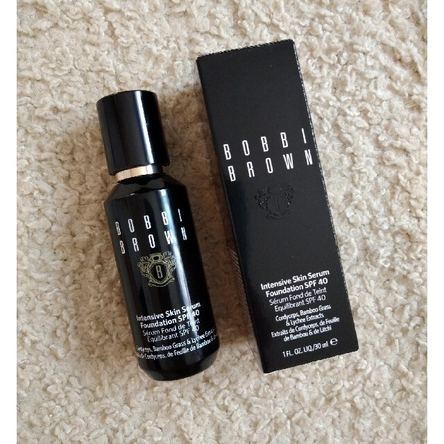 BOBBI BROWN(ボビイブラウン)のBOBBI BROWN インテンシブ　スキン　セラム　ファンデーション コスメ/美容のベースメイク/化粧品(ファンデーション)の商品写真