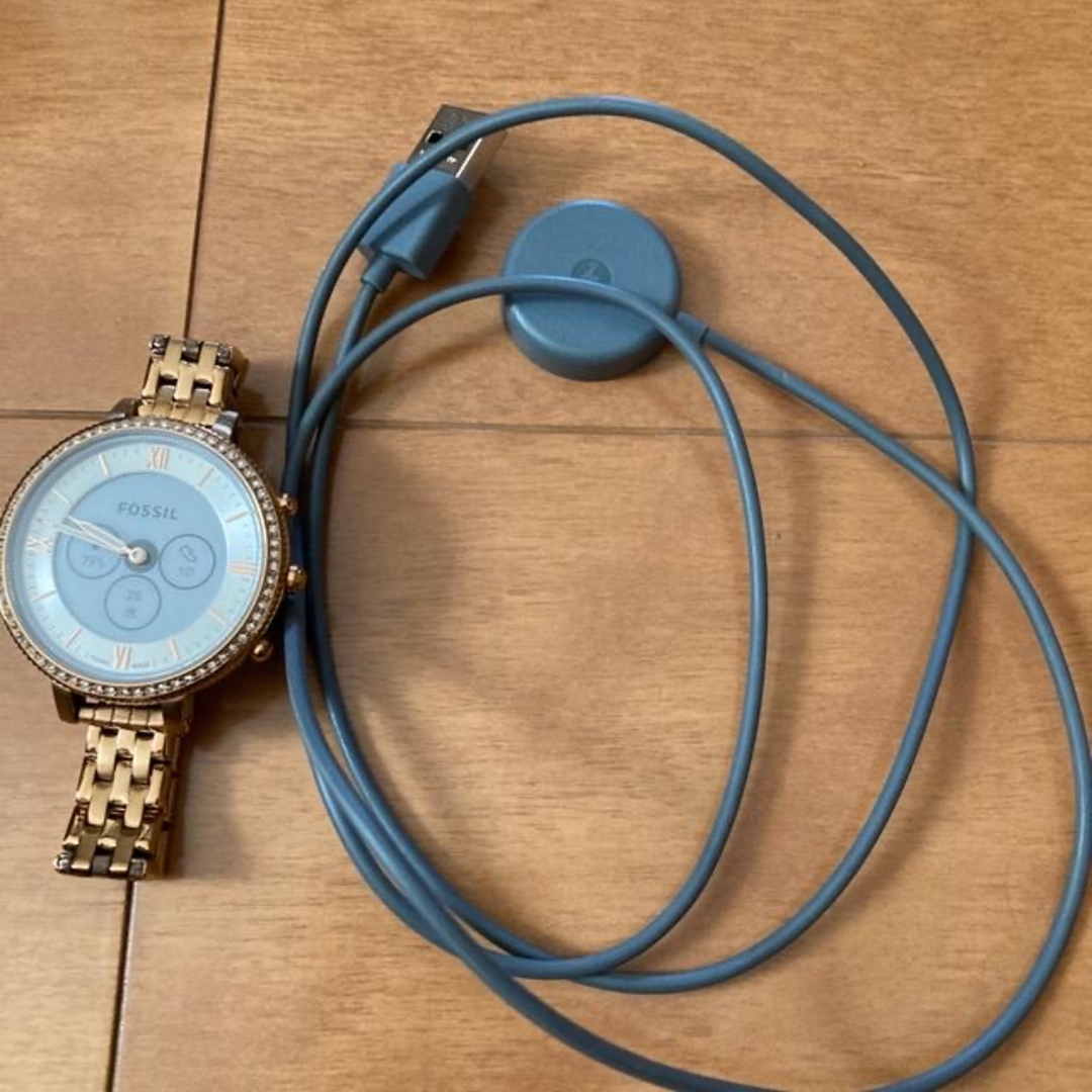 fossilフォッシルのハイブリッドスマートウォッチ fossilフォッシルのハイブリッドスマートウォッチ