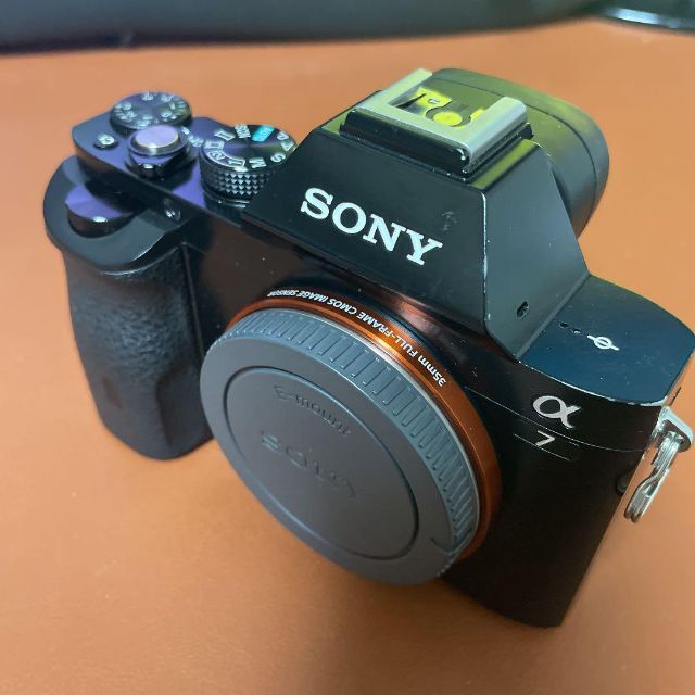 【美品】SONY ILCE-7 ボディ