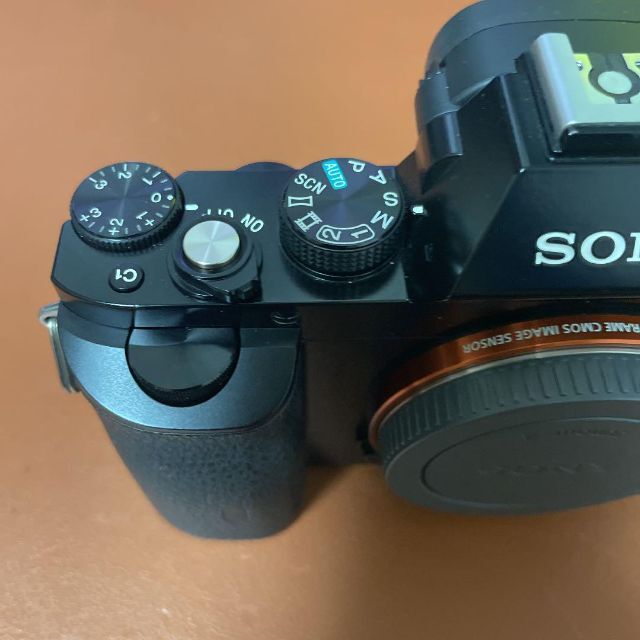 【美品】SONY ILCE-7 ボディ