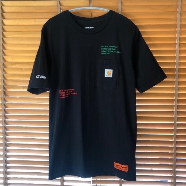 carhartt(カーハート)のカーハート　HERON PRESTON   黒　M   Tシャツ　ショッパーつき メンズのトップス(Tシャツ/カットソー(半袖/袖なし))の商品写真