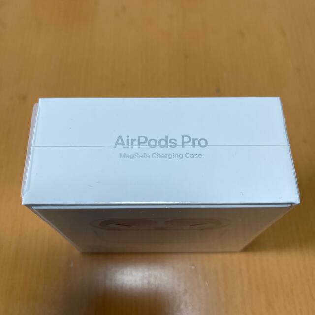 アップルAirPods Pro MLWK3J/A スマホ/家電/カメラのオーディオ機器(ヘッドフォン/イヤフォン)の商品写真