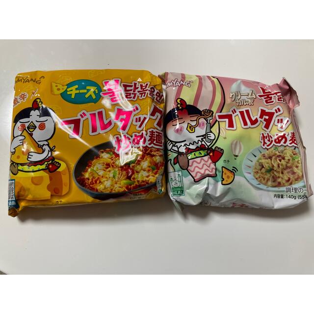 shop｜ラクマ　プルダックポックンミョン　by　ブルダック炒め麺　チーズ，クリームカルボ　各1食分の通販　しおりん's