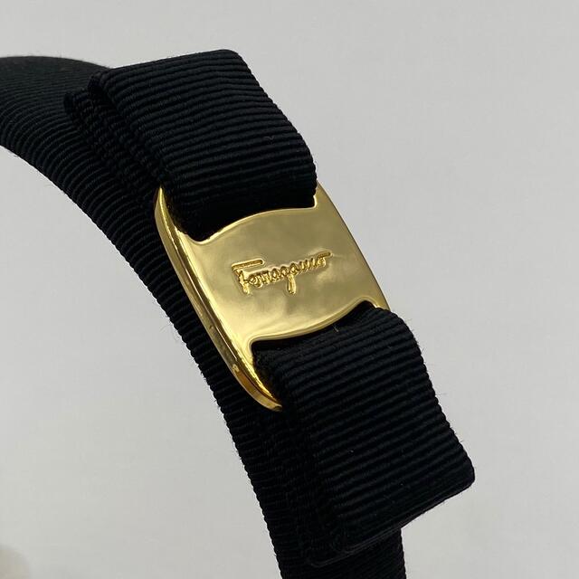 Ferragamo フェラガモ
カチューシャ ブラック 黒 ゴールド 美品