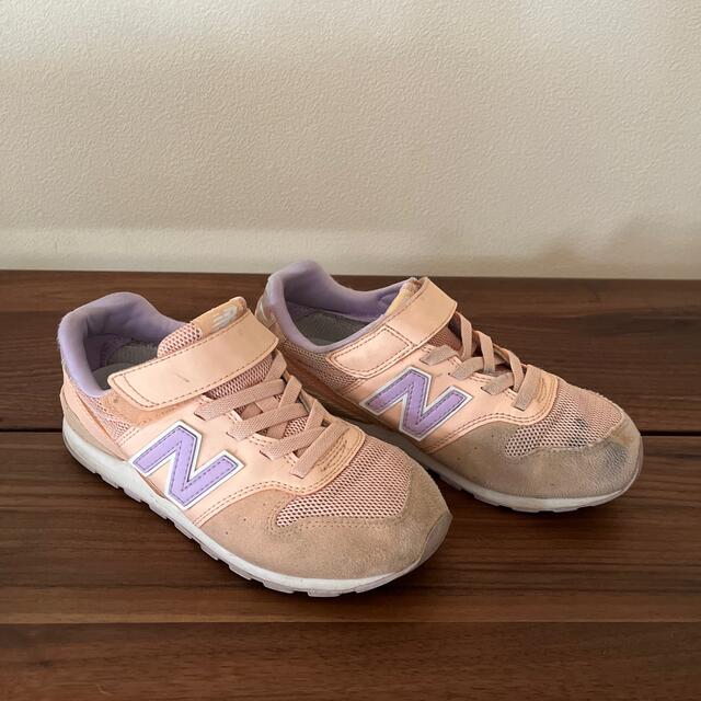 New Balance(ニューバランス)のニューバランス　996 キッズ/ベビー/マタニティのキッズ靴/シューズ(15cm~)(スニーカー)の商品写真