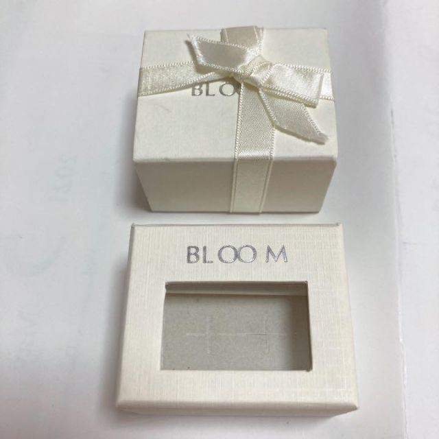 BLOOM(ブルーム)のお箱のみ）BLOO M アクセサリーボックス ネックレス リング 指輪 レディースのアクセサリー(その他)の商品写真